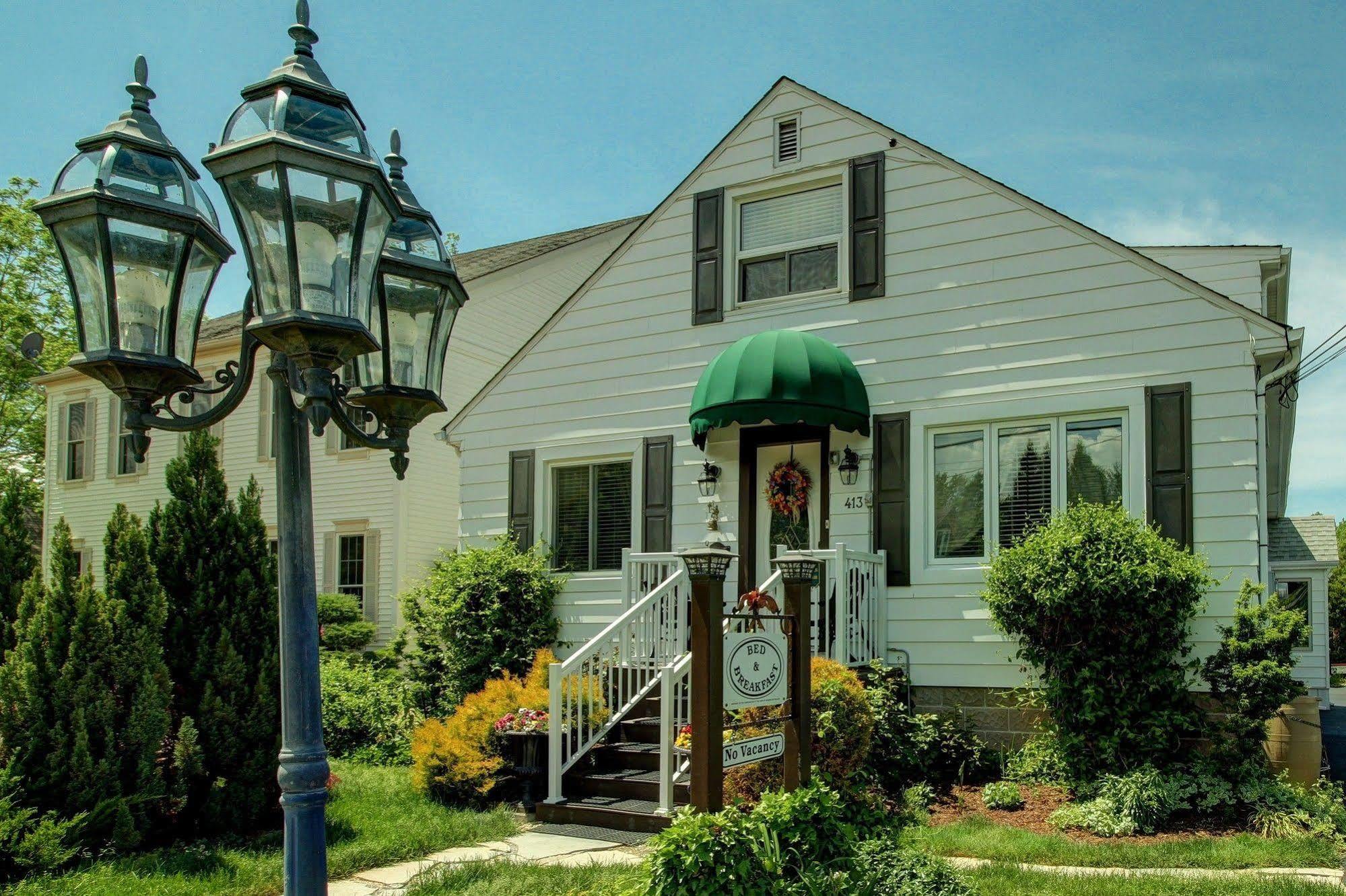 Williams Gate Bed & Breakfast Private Suites Niagara-on-the-Lake Exterior foto