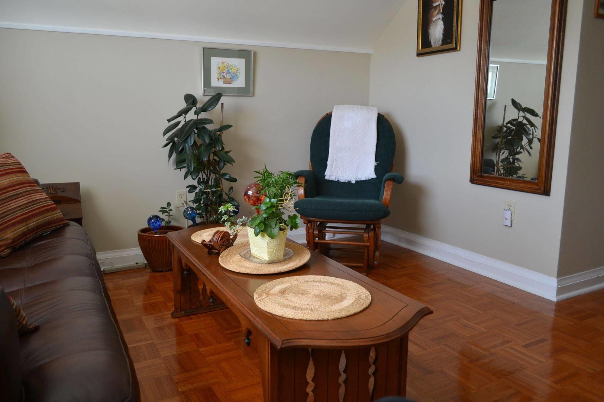 Williams Gate Bed & Breakfast Private Suites Niagara-on-the-Lake Exterior foto