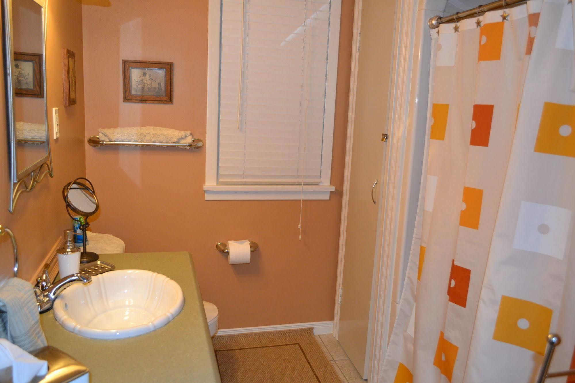 Williams Gate Bed & Breakfast Private Suites Niagara-on-the-Lake Exterior foto
