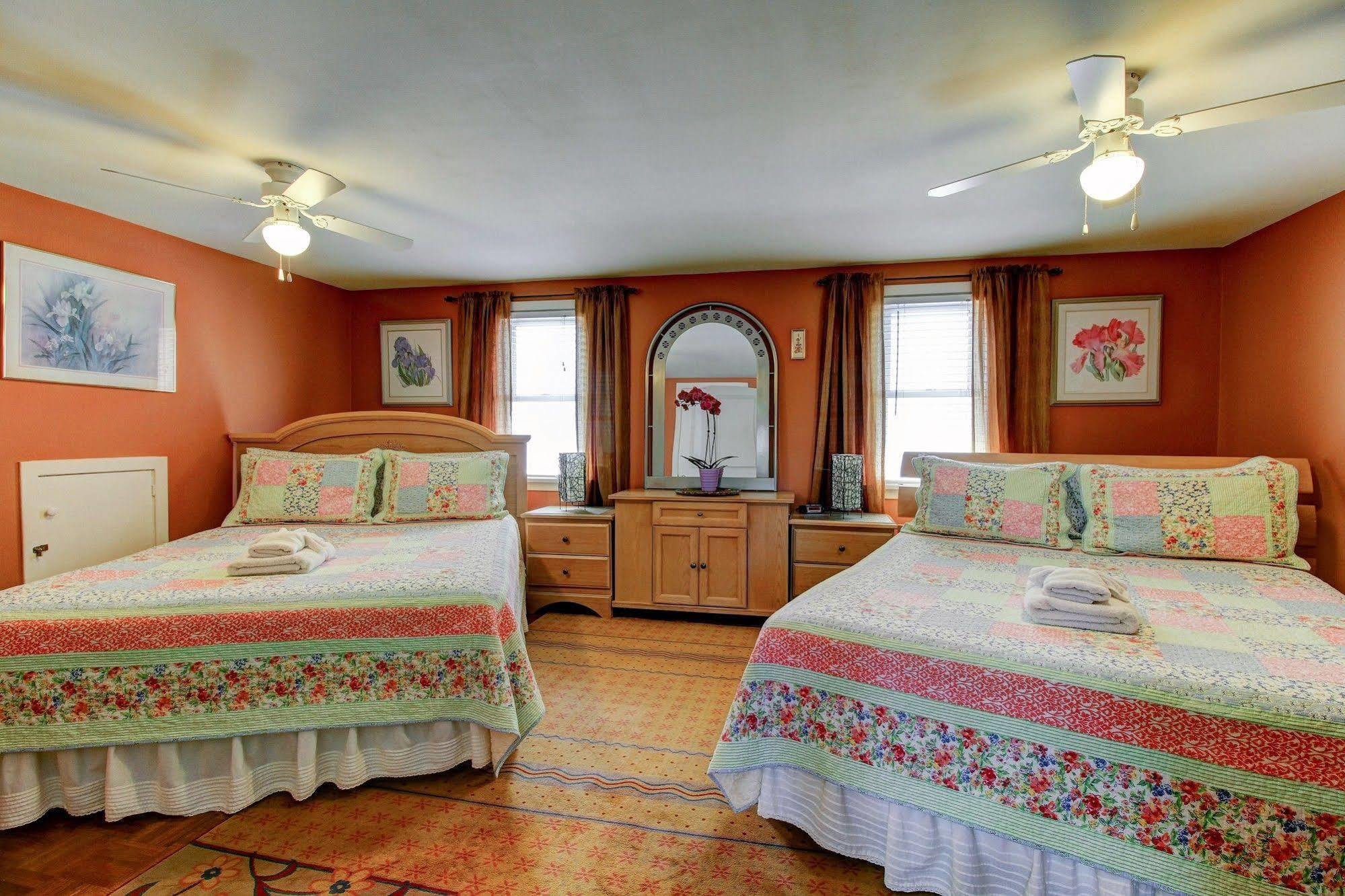 Williams Gate Bed & Breakfast Private Suites Niagara-on-the-Lake Exterior foto