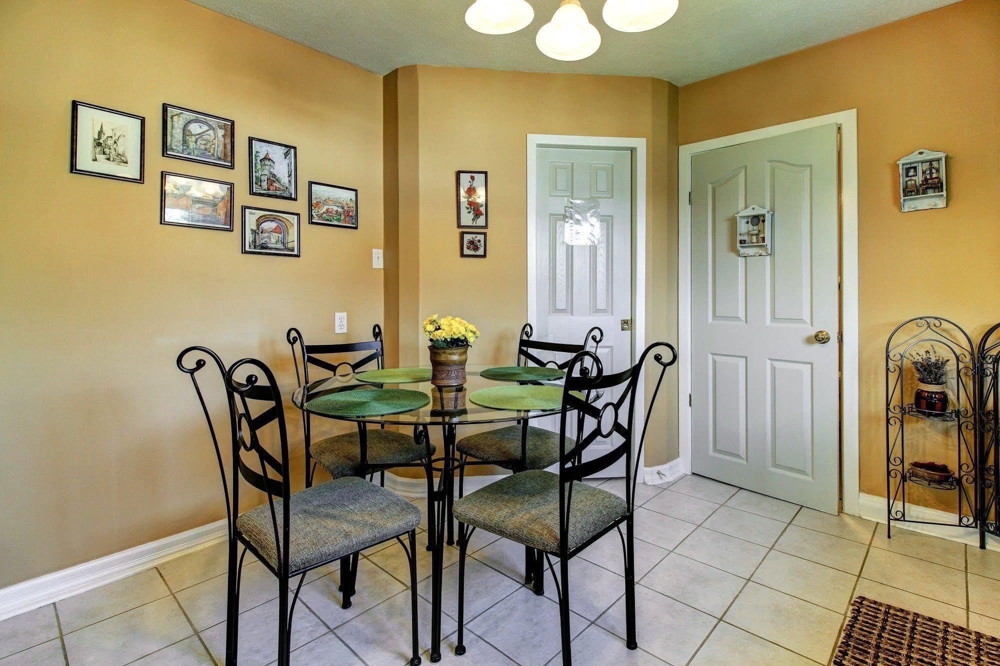 Williams Gate Bed & Breakfast Private Suites Niagara-on-the-Lake Exterior foto