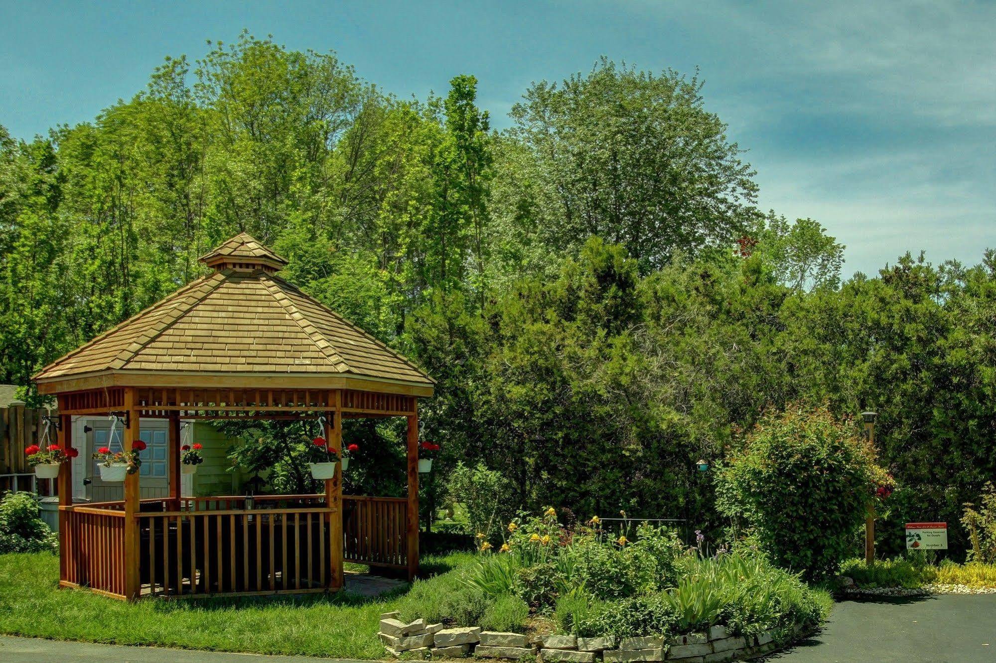 Williams Gate Bed & Breakfast Private Suites Niagara-on-the-Lake Exterior foto